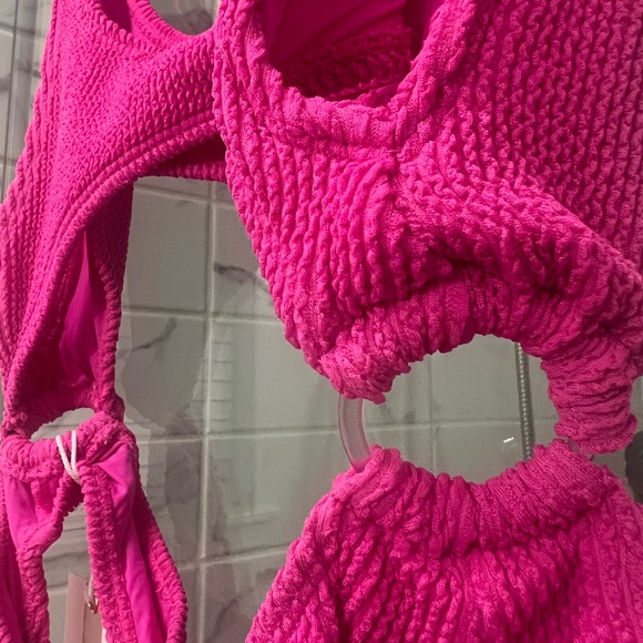 Good American Hawaiian Pink Monokinii - Picture 8 of 9